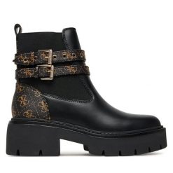 Botki Guess. Czarne botki Guess, z aplikacjami, bez obcasa, na płaskiej podeszwie, bez zapięcia. Za 719.99 zł.