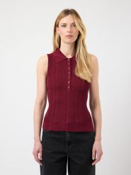 YAS Top w kolorze bordowym rozmiar: S. Czerwone topy YAS, s, bez wzorów, z wiskozy, bez kołnierzyka, bez ramiączek. Za 109.95 zł.