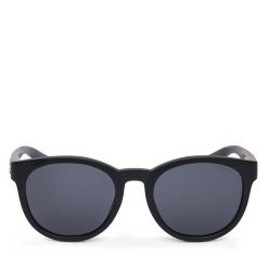 Okulary przeciwsłoneczne Polaroid. Czarne okulary przeciwsłoneczne Polaroid, bez wzorów. Za 229.99 zł.