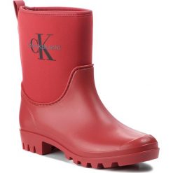 Kalosze CALVIN KLEIN JEANS - Philippa RE9811 Scarlet. Czerwone kalosze Calvin Klein Jeans, bez wzorów, z jeansu. W wyprzedaży za 309.00 zł.