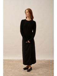 Just Cashmere Kaszmirowy sweter "Nadia" w kolorze czarnym rozmiar: M. Czarne swetry Just Cashmere, m, bez wzorów, z kaszmiru, bez ramiączek. Za 717.99 zł.