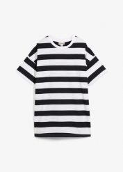 T-shirt oversize z czystej bawełny organicznej. Fioletowe t-shirty bonprix, bez wzorów, z bawełny, bez kołnierzyka, bez ramiączek. Za 59.99 zł.