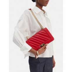 Torebka Badura. Czerwone listonoszki Badura, bez wzorów, bez dodatków. Za 199.99 zł.