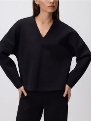 Bluza z dekoltem V - czarny. Czarne bluzy Reserved, l, bez wzorów, z bawełny, bez kaptura. Za 89.99 zł.