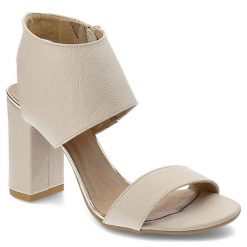 Beżowe Sandały Armodo Eleganckie Skórzane Buty. Brązowe sandały Armodo, bez wzorów, ze skóry, eleganckie, bez obcasa, na obcasie, bez zapięcia. Za 287.99 zł.