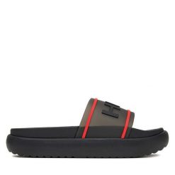 Klapki Hunter. Czarne klapki Hunter, bez wzorów, bez obcasa. Za 139.99 zł.