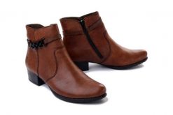 RIEKER 78676-25 brown, botki damskie. Brązowe botki Rieker, na zimę, bez wzorów, bez obcasa, na obcasie, bez zapięcia. Za 399.90 zł.
