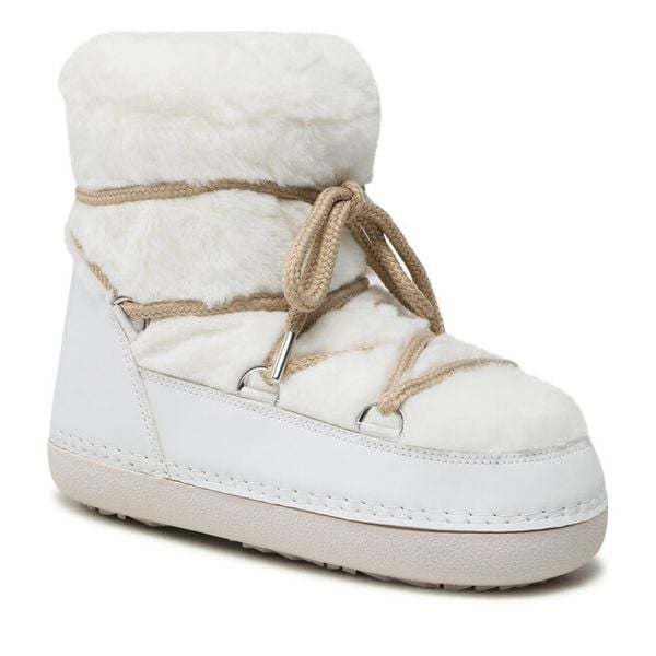 Śniegowce DeeZee. Białe trapery i śniegowce DeeZee. Za 219.99 zł.