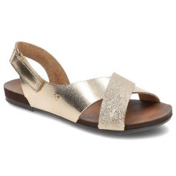 Złote Sandały Armodo Stylowe Obuwie Damskie. Żółte sandały Armodo, bez wzorów, ze skóry, eleganckie, bez obcasa, bez zapięcia. Za 209.00 zł.