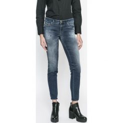 Diesel - Jeansy Gracey. Niebieskie jeansy Diesel, bez wzorów. W wyprzedaży za 259.90 zł.