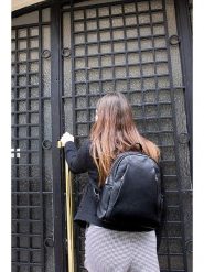 Victor & Hugo Paris Skórzany plecak "Acia" w kolorze czarnym - 24 x 31 x 13 cm rozmiar: onesize. Czarne plecaki Victor & Hugo Paris, bez wzorów, z materiału. Za 326.99 zł.