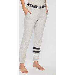 Dkny - Spodnie. Szare spodnie materiałowe DKNY, na co dzień, m, bez wzorów, z dzianiny. W wyprzedaży za 199.90 zł.