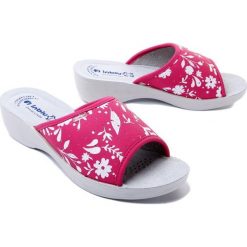 INBLU PL-51 005 ciemny róż, klapki damskie. Czerwone klapki Inblu, bez wzorów, bez obcasa, na koturnie. Za 35.00 zł.