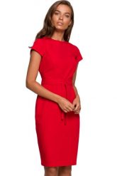 Elegancka sukienka ołówkowa z modelującymi przeszyciami czerwona. Czerwone sukienki Stylove, do pracy, xl, bez wzorów, biznesowe, bez kołnierzyka, bez ramiączek, ołówkowe. Za 259.00 zł.