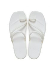 Crocs Japonki Miami Toe Loop Sandal 209862 Beżowy. Brązowe klapki Crocs, bez wzorów, z tworzywa sztucznego, bez obcasa. Za 179.99 zł.