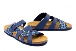 DR. BRINKMANN 700875-05 blau, klapki damskie. Niebieskie klapki Dr. Brinkmann, bez wzorów, bez obcasa. Za 174.90 zł.