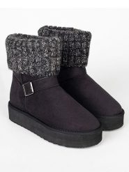 ISLAND BOOT Botki zimowe "Kourtney" w kolorze czarnym rozmiar: 41. Czarne botki Island Boot, na zimę, bez wzorów, bez obcasa, bez zapięcia. Za 175.67 zł.