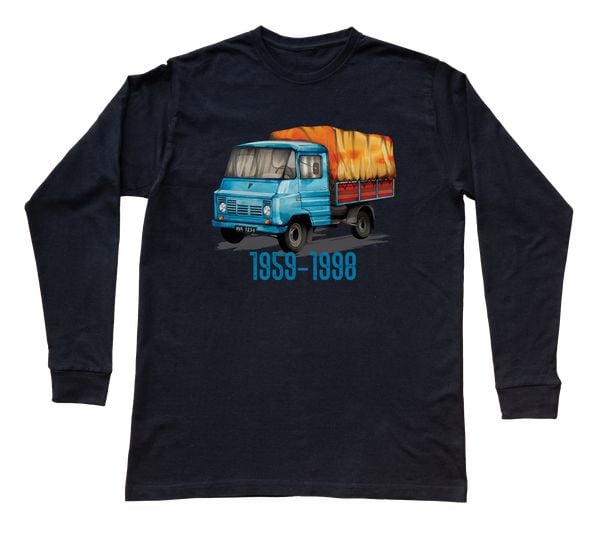 Żuk — bluzka z długim rękawem (Rozmiar: XS (dorosła); Kolor koszulki: czarny; Rodzaj nadruku: Żuk). Czarne bluzki nikiniki, s, bez wzorów, z bawełny, bez kołnierzyka, bez ramiączek. Za 99.00 zł.