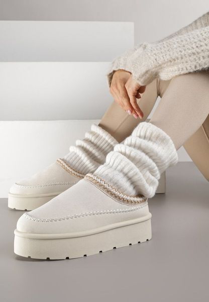 Beżowe Śniegowce z Futrzanym Ociepleniem na Platformie Reiandea. Brązowe trapery i śniegowce Renee, z futra. Za 59.99 zł.