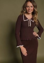 Brązowy Sweter z Wiskozą w Stylu Retro z Kołnierzykiem i Guzikami Sarrise. Brązowe kardigany Born2be, s, z aplikacjami, z dzianiny. Za 99.99 zł.