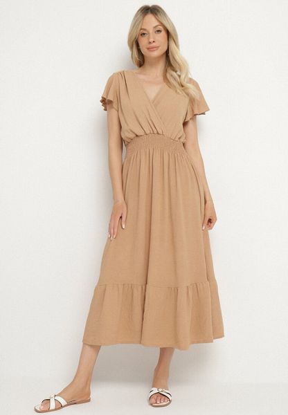 Beżowa Sukienka o Rozkloszowanym Kroju z Kopertowym Dekoltem i Gumką w Talii Reiliana. Brązowe sukienki Born2be, na co dzień, na lato, l, bez wzorów, eleganckie, bez kołnierzyka, bez ramiączek, kopertowe. Za 69.99 zł.