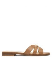Guess Klapki FLJRLL LEA19 Brązowy. Brązowe klapki Guess, z aplikacjami, ze skóry, bez obcasa. Za 369.99 zł.