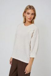 Bluza ze strukturalnego materiału biała. Białe bluzy MOODO, l, bez wzorów, z elastanu, bez kaptura. Za 109.99 zł.