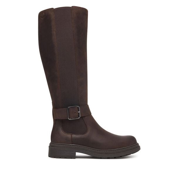 Kozaki Clarks. Brązowe kozaki Clarks, bez obcasa, na płaskiej podeszwie, bez zapięcia. Za 779.99 zł.