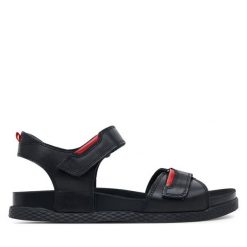Sandały Lasocki. Czarne sandały Lasocki, bez wzorów, bez obcasa, na płaskiej podeszwie, bez zapięcia. Za 179.99 zł.