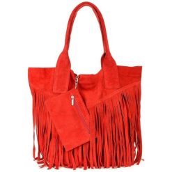 Shopperka boho skórzana VERA PELLE L83 czerwona. Czerwone shopper z aplikacjami, z materiału, zamszowe, bez dodatków. Za 175.99 zł.