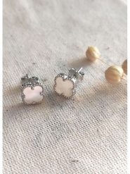 Miu Silver Srebrne kolczyki-wkrętki z masą perłową rozmiar: onesize. Brązowe kolczyki Miu Silver, z perłą, srebrne. Za 82.99 zł.