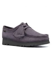 Clarks Skórzane trzewiki "Wallabee.GTX" w kolorze fioletowym rozmiar: 37. Różowe półbuty sznurowane Clarks, bez wzorów, ze skóry, eleganckie, bez obcasa, bez zapięcia. Za 381.24 zł.