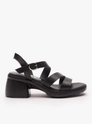 Czarne sandały ze skóry licowej. Czarne sandały Ryłko, bez wzorów, ze skóry, z okrągłym noskiem, bez obcasa, na platformie, bez zapięcia. Za 329.99 zł.