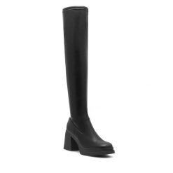 Kozaki DeeZee. Czarne kozaki DeeZee, bez obcasa, na słupku, bez zapięcia. Za 175.99 zł.