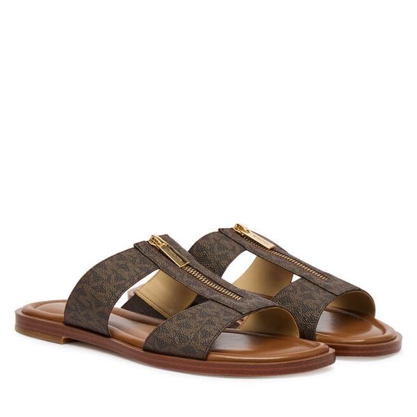 Klapki MICHAEL Michael Kors. Brązowe klapki MICHAEL Michael Kors, bez wzorów, bez obcasa. Za 529.99 zł.