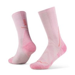 Skarpety BUFF Dryflx Crew. Czerwone skarpety Buff, bez wzorów, z elastanu. Za 129.99 zł.
