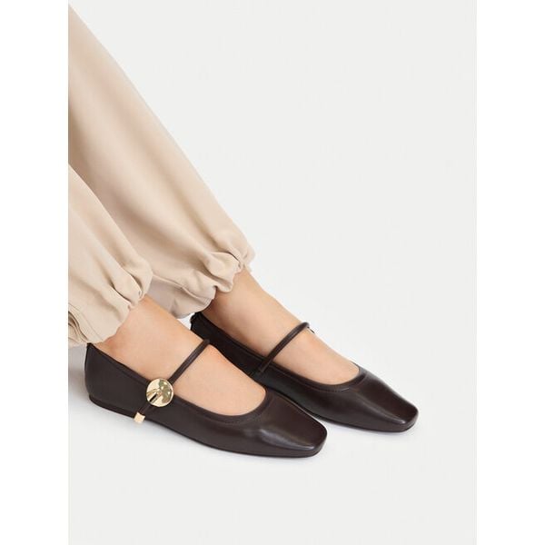 Baleriny MEXX. Brązowe baleriny Mexx, bez wzorów, bez obcasa. Za 269.99 zł.