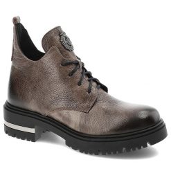Szare Botki Armodo Modne Obuwie Damskie Z Broszką. Szare botki Armodo, na jesień, z aplikacjami, ze skóry, bez obcasa, bez zapięcia. Za 339.00 zł.