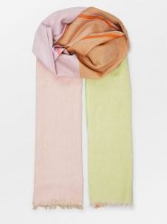 Becksöndergaard Szal "Vikko" ze wzorem - 200 x 100 cm rozmiar: onesize. Szaliki Becksöndergaard, bez wzorów, z bawełny. Za 83.42 zł.