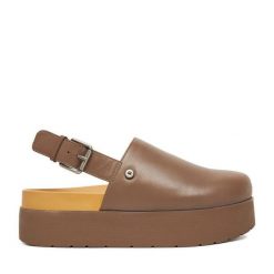 Sandały G-Star. Brązowe sandały G-Star, bez wzorów, retro, bez obcasa, na koturnie, bez zapięcia. Za 199.99 zł.