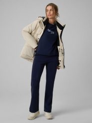 4F Spodnie dresowe z modalem damskie - granatowe M. Niebieskie spodnie dresowe 4f, m, bez wzorów, z dresówki, z podwyższonym stanem, trekkingowe. Za 189.99 zł.