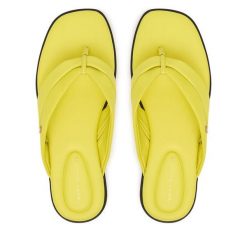 Japonki Tommy Hilfiger. Żółte klapki TOMMY HILFIGER, bez wzorów, bez obcasa. Za 359.99 zł.