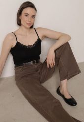 Czarny Bawełniany Top na Ramiączkach z Ozdobną Koronką przy Dekolcie Berlisa. Czarne topy Born2be, m, bez wzorów, z bawełny, bez kołnierzyka, bez ramiączek. Za 29.99 zł.