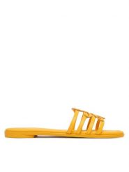 Tommy Hilfiger Klapki Th Script Flat Mule Lth FW0FW09368 Żółty. Żółte klapki TOMMY HILFIGER, bez wzorów, ze skóry, bez obcasa. Za 409.99 zł.