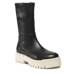 Botki Badura. Czarne botki Badura, bez wzorów, bez obcasa, na płaskiej podeszwie, bez zapięcia. Za 399.99 zł.