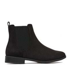 Sztyblety JENNY. Czarne botki Jenny, bez wzorów, bez obcasa, na płaskiej podeszwie, bez zapięcia. Za 119.99 zł.