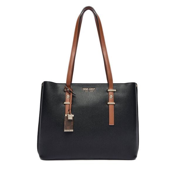 Torebka Nine West. Czarne torebki klasyczne Nine West, bez wzorów, bez dodatków. Za 289.99 zł.