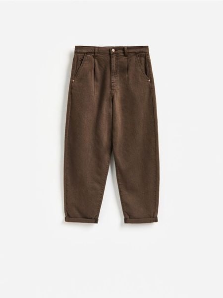 Jeansy barrel leg - dark grey jeans. Szare jeansy Reserved, bez wzorów. Za 129.99 zł.