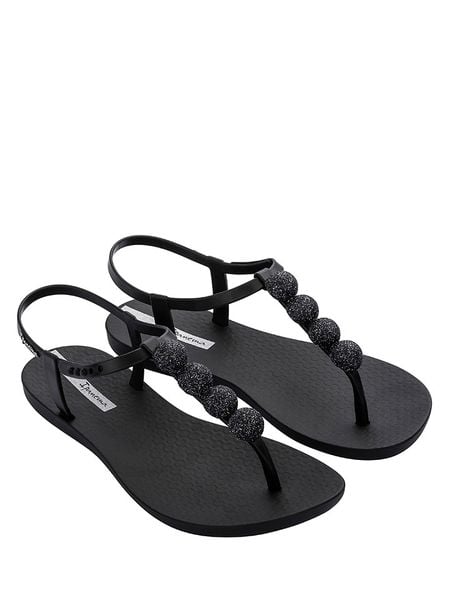 Ipanema Sandały w kolorze czarnym rozmiar: 38. Czarne sandały Ipanema, bez wzorów, klasyczne, z otwartym noskiem, bez obcasa, bez zapięcia. Za 60.88 zł.