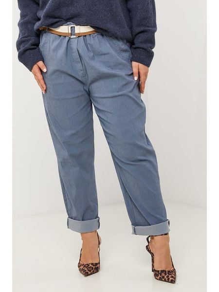 Curvy Lady Spodnie w kolorze niebieskim rozmiar: 44/46. Niebieskie spodnie materiałowe Curvy Lady, na co dzień, bez wzorów, z bawełny, z standardowym stanem. Za 154.95 zł.